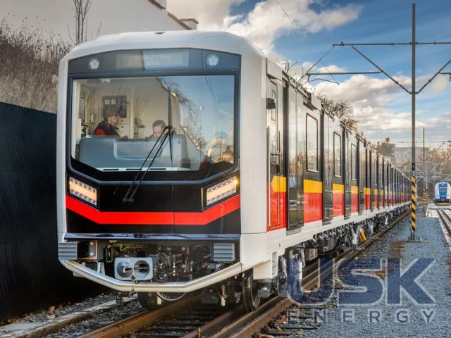 Вагони та склади метро (750 В DC, третя рейка, до 90 км/год) — 3