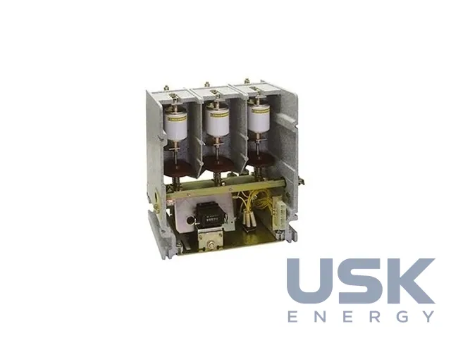 CIRCUTOR LVC (VC-6Z44ED) — вакуумний контактор 6,6 кВ / 400 А для конденсаторів і двигунів — 2